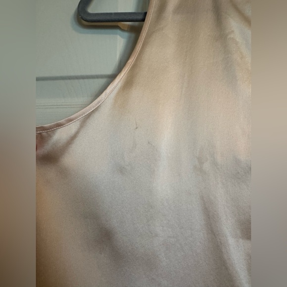 Cinq à Sept Cream Sleeveless Blouse - Picture 6 of 9